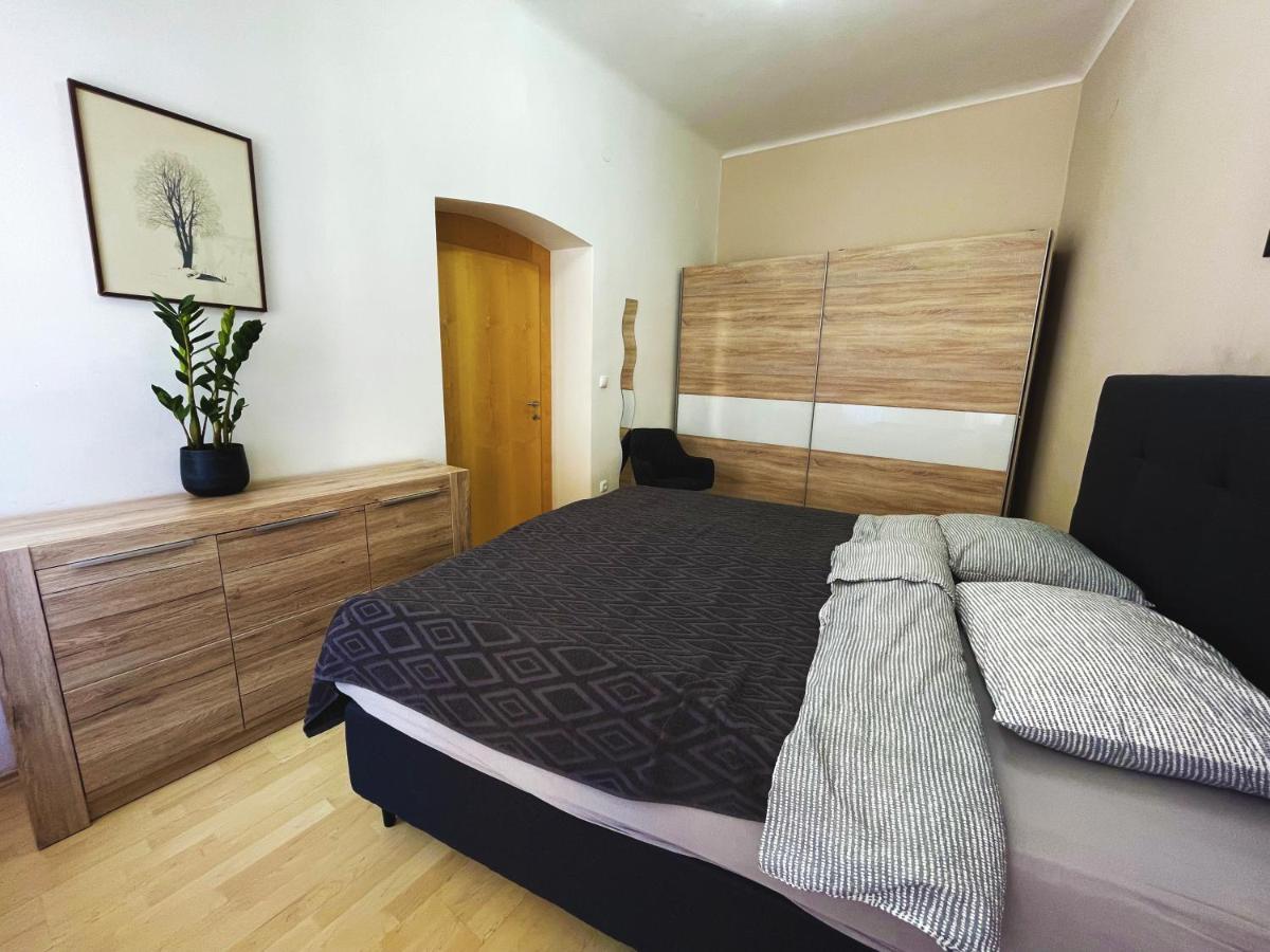 Viktorija Center Apartment *